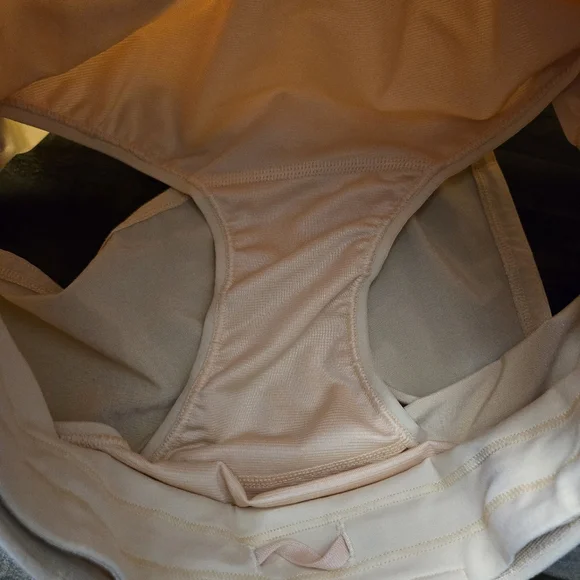 LULULEMON Speed‎ Up Shorts4